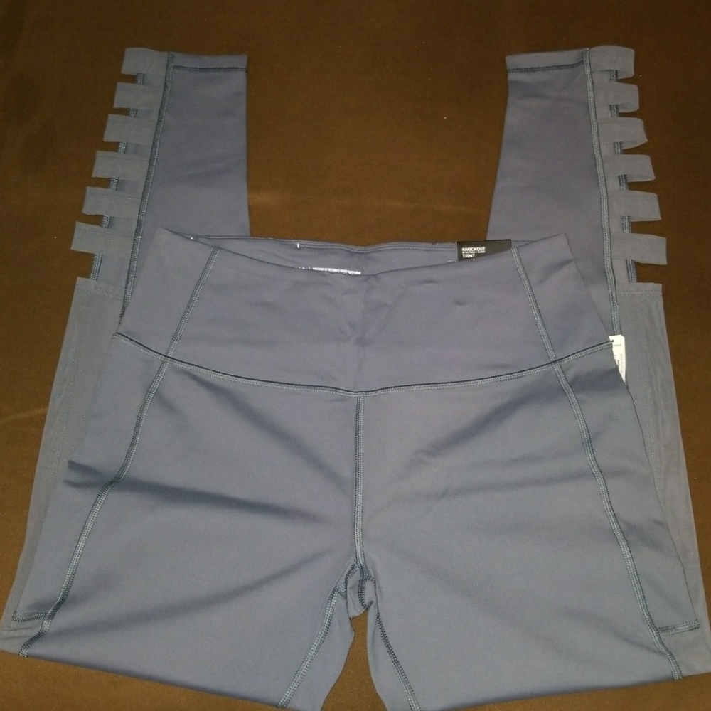 Victoria Sport Knockout  Pants